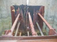 gac_042212_021_cistern_plug_small.jpg